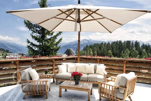 Chalet in Crans-Montana, Sierre District