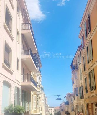 Daire Beausoleil, Alpes-Maritimes