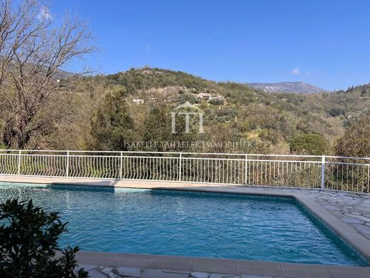 豪宅  Contes, Alpes-Maritimes