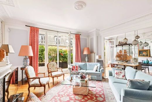 ﺷﻘﺔ ﻓﻲ Champs-Elysées, Madeleine, Triangle d’or, Paris