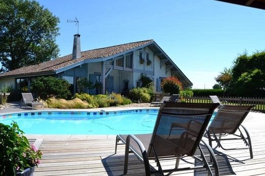 Luxe woning in La Réole, Gironde