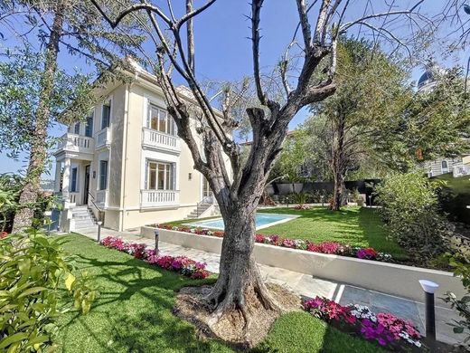 Maison de luxe à Nice, Alpes-Maritimes