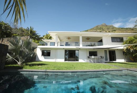 Villa in Tamarin, Black River District