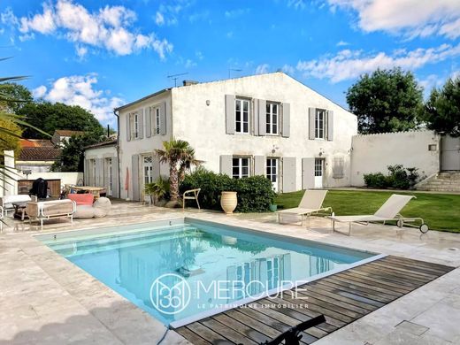 Luxury home in La Rochelle, Charente-Maritime