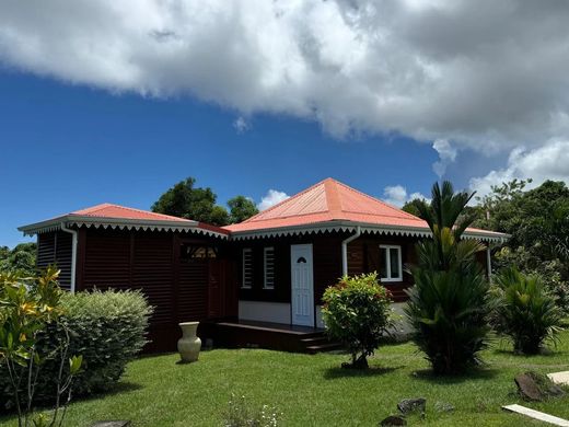 Luxury home in Le Robert, Martinique