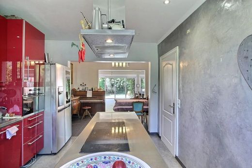 Luxury home in Saint-Maur-des-Fossés, Val-de-Marne