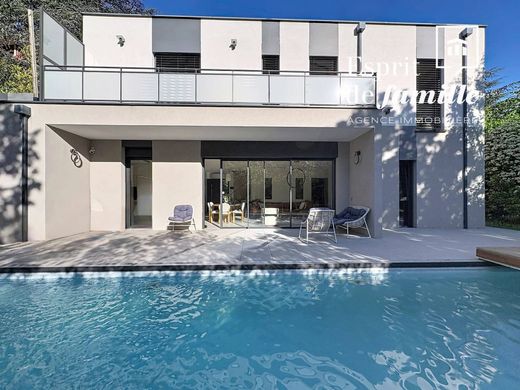 Luxury home in Caluire-et-Cuire, Rhône