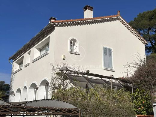 Maison de luxe à La Seyne-sur-Mer, Var