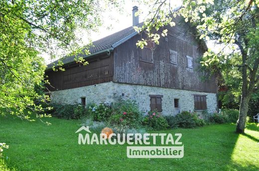 Усадьба / Сельский дом, Saint-Pierre-en-Faucigny, Haute-Savoie