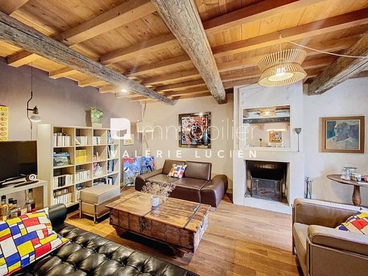 Luxury home in Mouriès, Bouches-du-Rhône