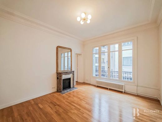 Квартира, La Muette, Auteuil, Porte Dauphine, Paris