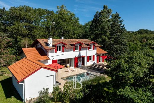 Luxury home in Ascain, Pyrénées-Atlantiques