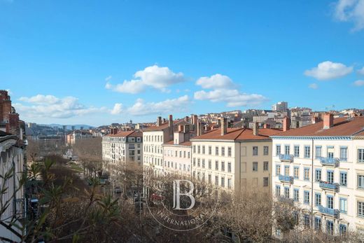 Apartment in Lyon, Rhône
