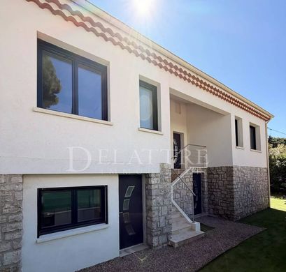 Villa in Cannes, Alpes-Maritimes