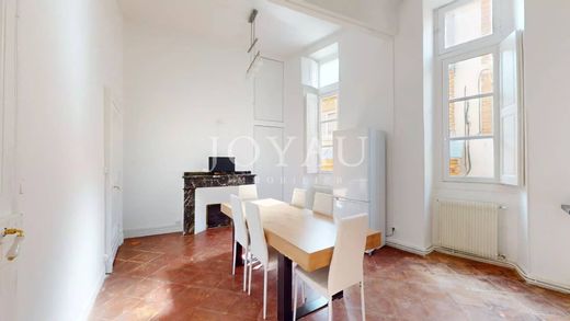 Apartment / Etagenwohnung in Toulouse, Haute-Garonne