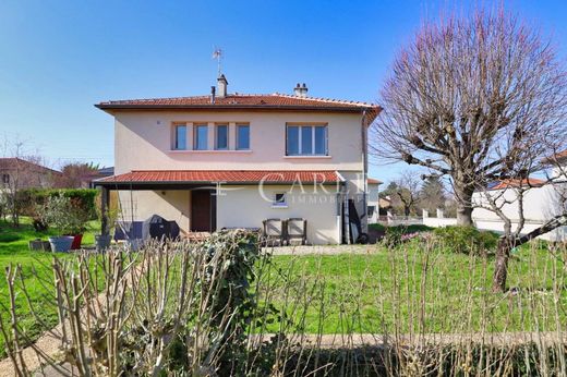 Luxury home in Genas, Rhône