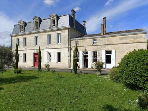 Palace in Coutras, Gironde