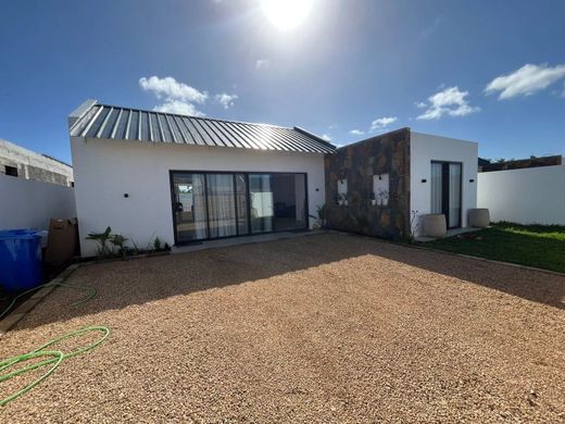 Willa w Petit Raffray, Rivière du Rempart District