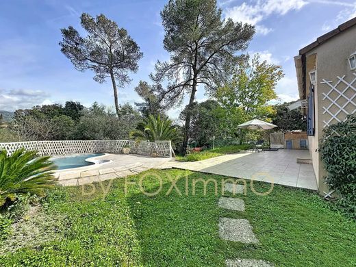 Casa de lujo en Roquefort-les-Pins, Alpes Marítimos