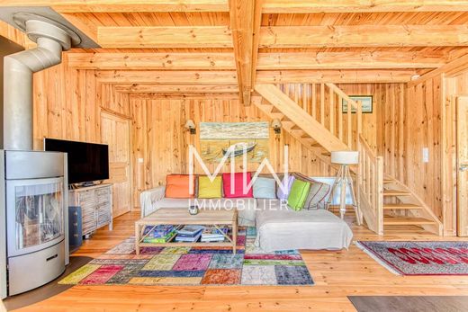 Villa in Lège-Cap-Ferret, Gironde