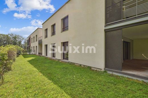 Apartment in Divonne-les-Bains, Ain