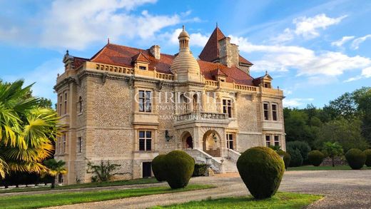 Castillo en Angulema, Charenta