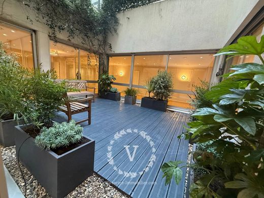 Офис, Provence-Opéra – Grands Boulevards, Paris