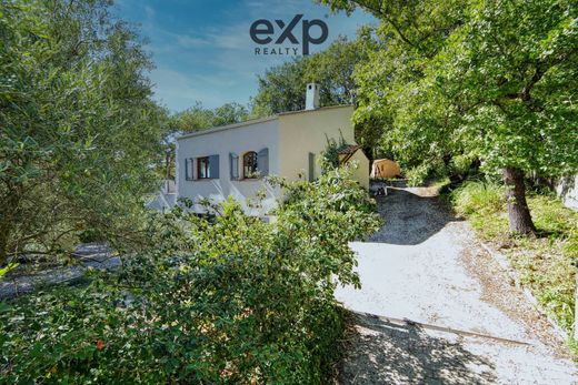 Luxus-Haus in Manosque, Alpes-de-Haute-Provence