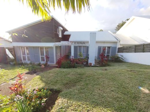 Luxury home in Le Tampon, Réunion