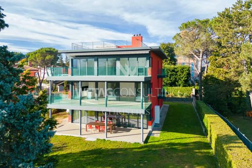 Apartment in Montagnola, Lugano