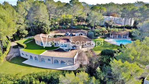 Willa w Mougins, Alpes-Maritimes