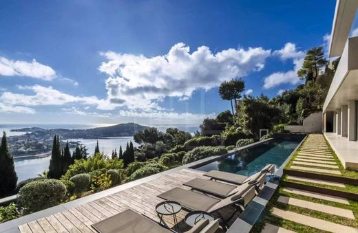 Villefranche-sur-Mer, Alpes-Maritimesのヴィラ