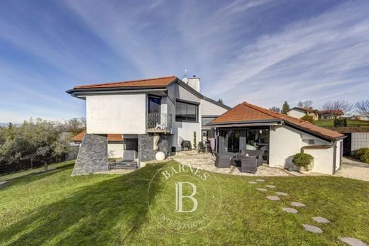 Luxus-Haus in Vétraz-Monthoux, Haute-Savoie