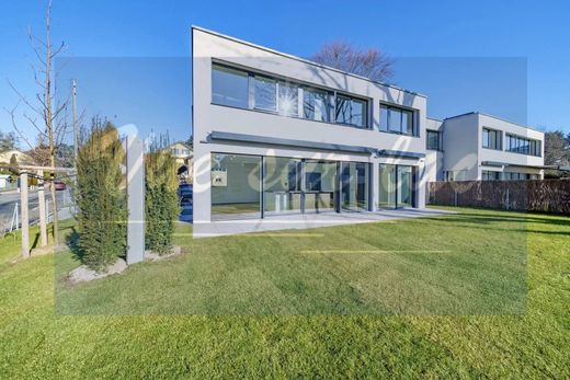 Luxury home in Le Mont-sur-Lausanne, Lausanne District