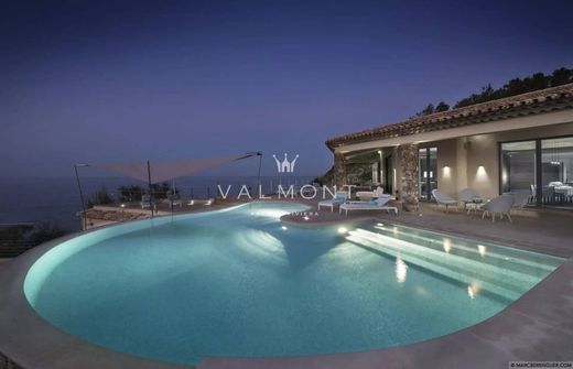 豪宅  圣特罗佩, Var