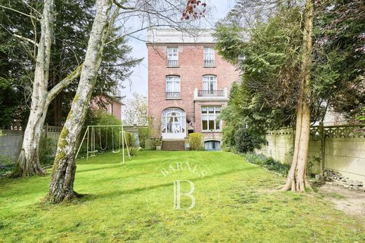Luxury home in Tourcoing, North