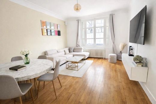 Apartment in Levallois-Perret, Hauts-de-Seine