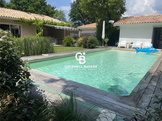 Luxe woning in Le Teich, Gironde