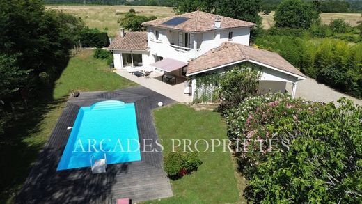 Luxury home in Sallebœuf, Gironde