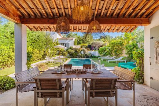 豪宅  圣特罗佩, Var