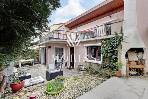 Luxury home in Fontenay-sous-Bois, Val-de-Marne