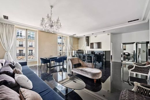 ‏דירה ב  Paris 08 Élysée, Paris