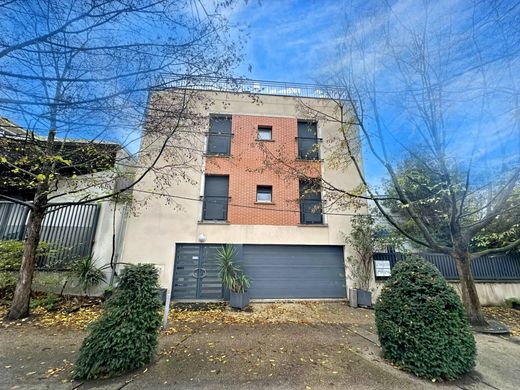 Apartment in Arcueil, Val-de-Marne