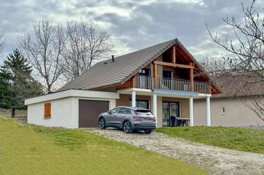 Maison de luxe à Saint-Martin-Bellevue, Haute-Savoie