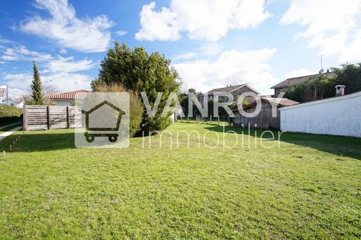 Luxury home in La Teste-de-Buch, Gironde