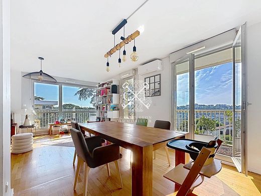 Apartment in Lyon, Rhône
