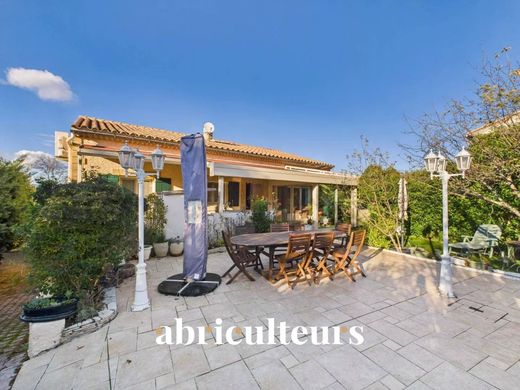 Luxus-Haus in La Roque-d'Anthéron, Bouches-du-Rhône