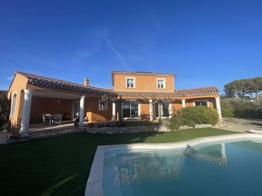 Villa a Tavernes, Var