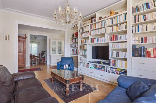 Apartament w Monceau, Courcelles, Ternes, Paris