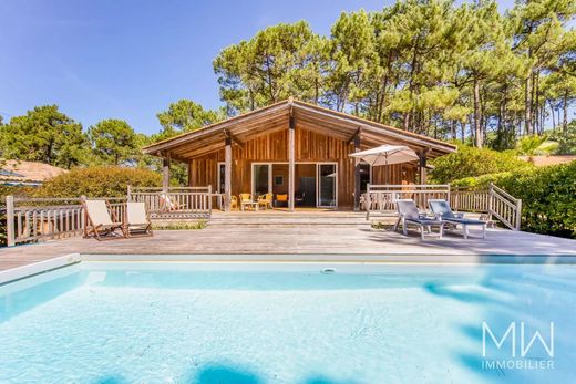 Villa in Lège-Cap-Ferret, Gironde